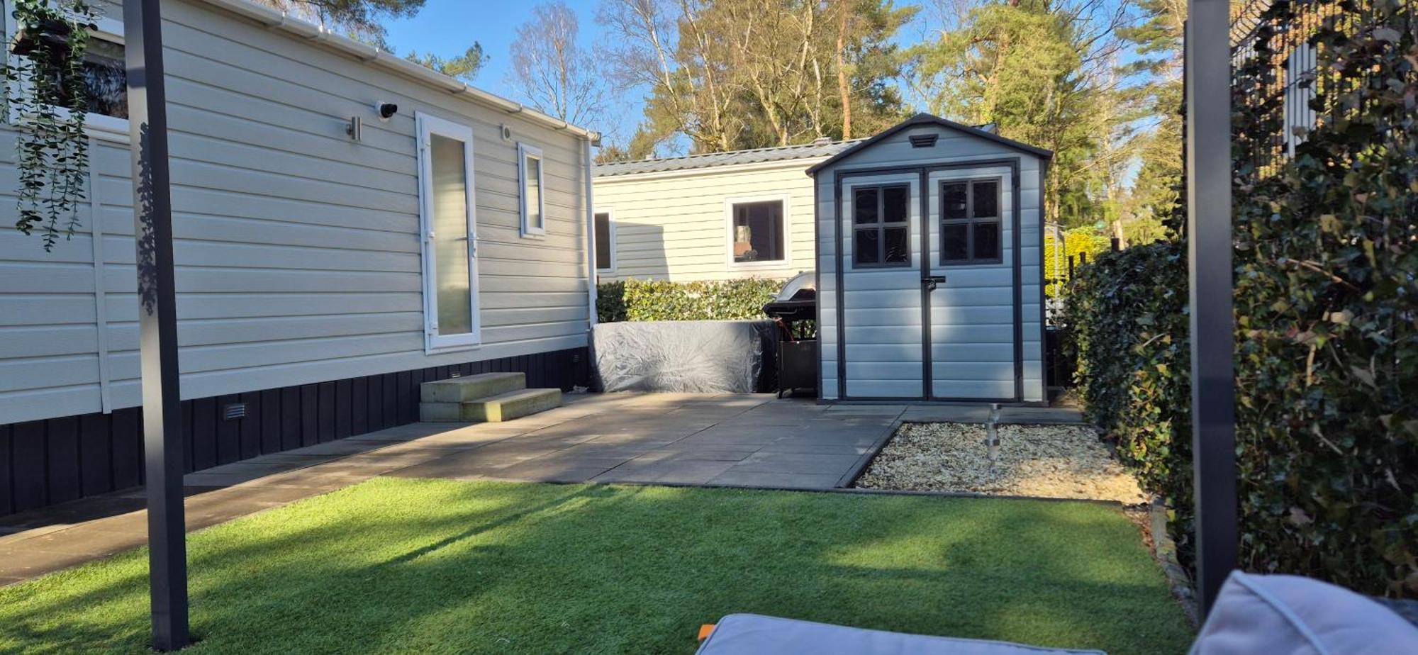 Het Veluwse Boshuisje Knus Chalet Met Omheinde Tuin Op De Veluwe Hoenderloo Esterno foto