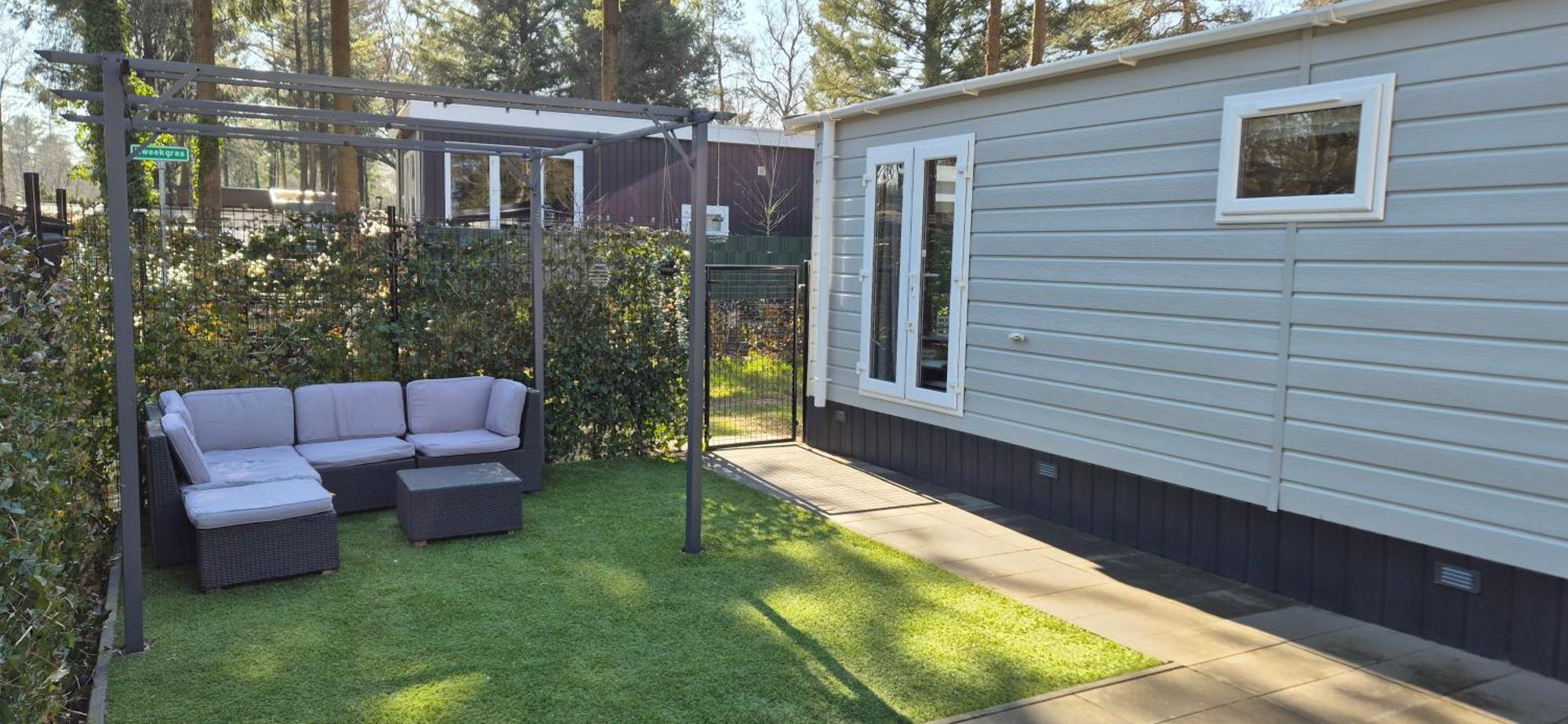 Het Veluwse Boshuisje Knus Chalet Met Omheinde Tuin Op De Veluwe Hoenderloo Esterno foto