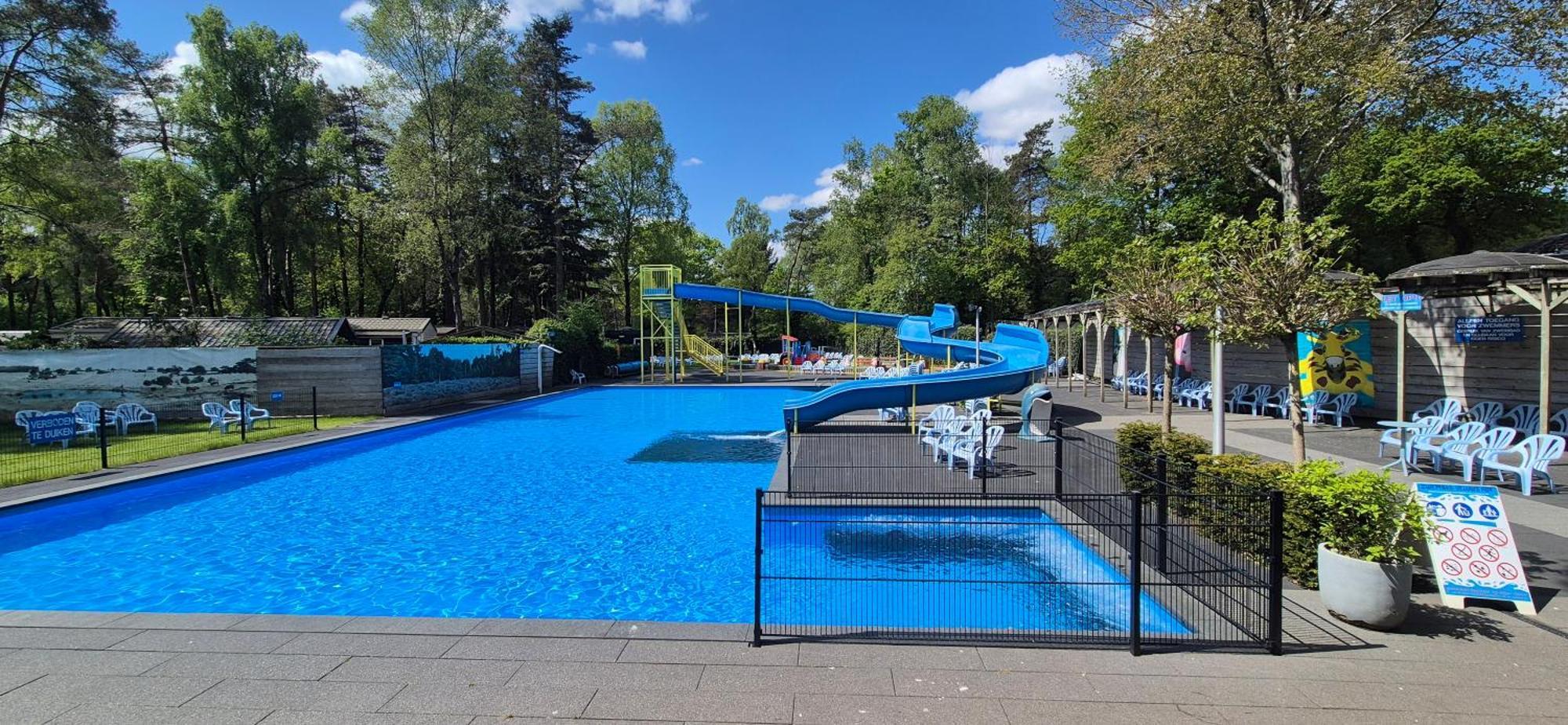 Het Veluwse Boshuisje Knus Chalet Met Omheinde Tuin Op De Veluwe Hoenderloo Esterno foto